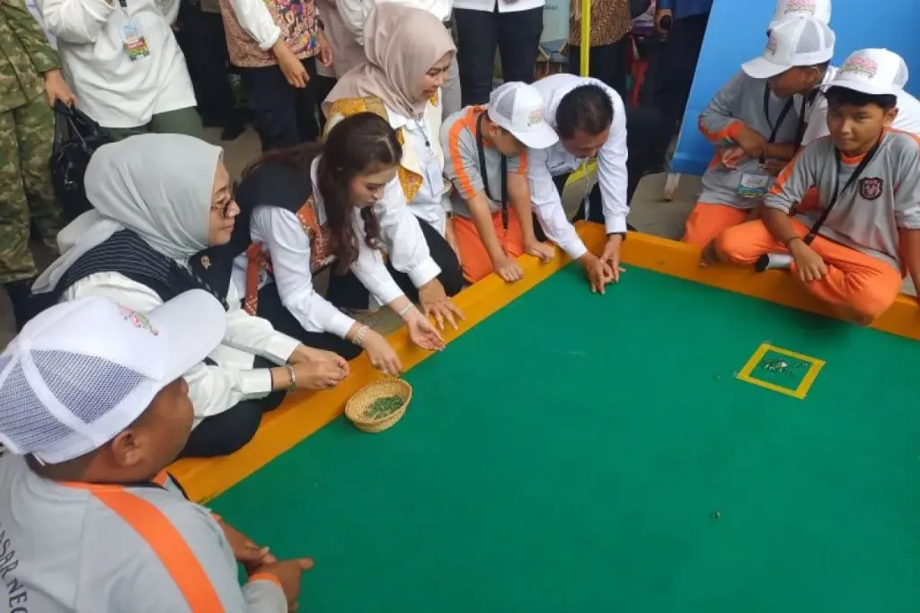 Hadiri Peringatan HAN di Tanjungpinang, Menteri PPPA Ajak Gairahkan Permainan Tradisional pada Anak