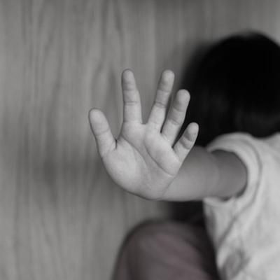 Kejam! Hanya karena Ponsel Disembunyikan, Ibu di Batam Aniaya Anak Kandung Pakai Rantai Besi