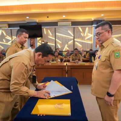 Gubernur Riau Tunjuk 19 Plt Kepala OPD