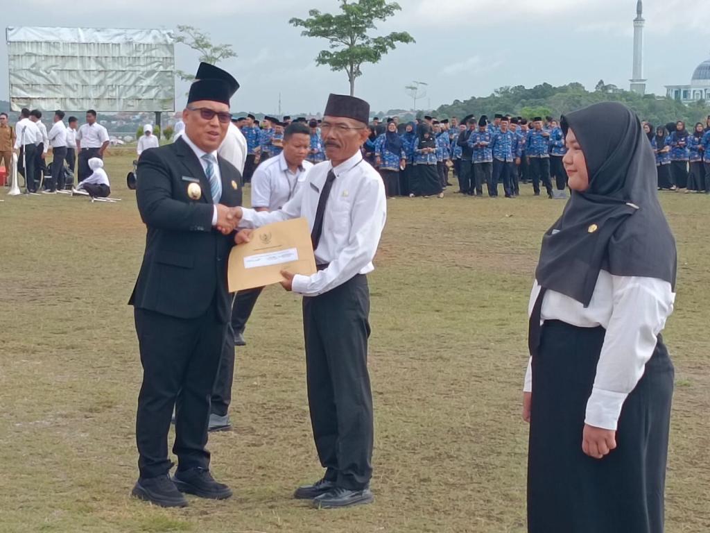 Wakil Gubernur Kepri Lantik 1.499 PPPK Paruh Waktu