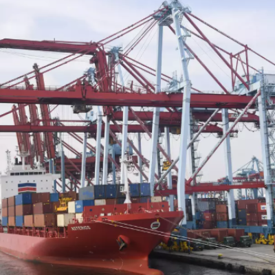 Surplus Perdagangan Indonesia pada Desember Turun Hampir 50 Persen Dibandingkan Bulan Sebelumnya