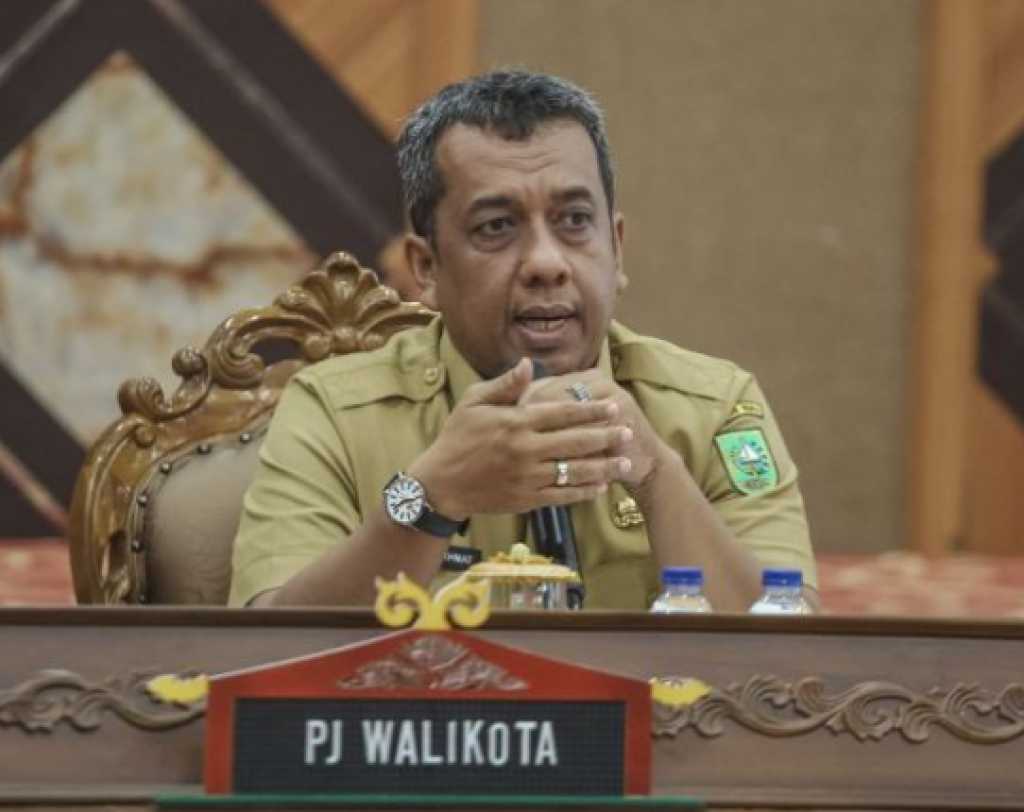 Heboh Sembilan Pejabat Diperiksa KPK, Roni Rakhmat: Jangan Coba-coba Lari