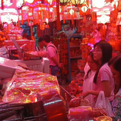 Dari Dodol hingga Lampion: Pengusaha UMKM Bersiap untuk Menyambut Tahun Baru Imlek