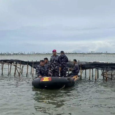 Atas Perintah Prabowo, TNI AL Bongkar Pagar Bambu Misterius di Perairan Tangerang