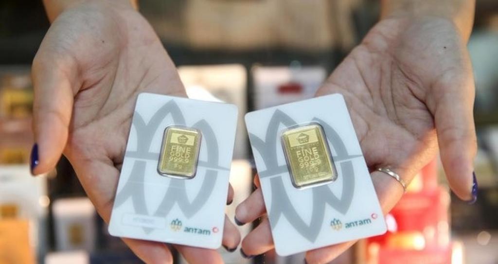 Harga Emas Antam Naik Lagi Jelang Lebaran, Tembus Rp1,8 Juta per Gram