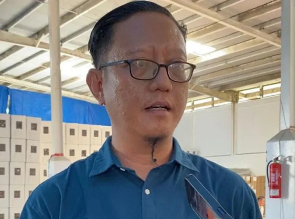 Bawaslu Pekanbaru Awasi Ketat Sortir dan Pelipatan Surat Suara