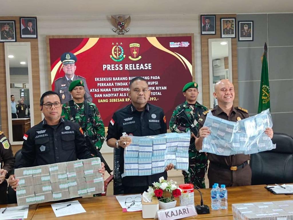 Dari Dua Perkara Korupsi, Kejari Tanjungpinang Kembalikan Rp3 Miliar ke Negara