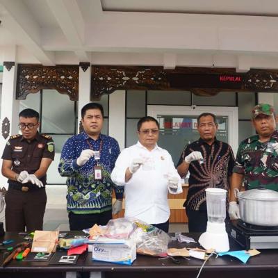 Kejari Bintan Musnahkan Barang Bukti 37 Perkara Kasus Pidana Umum