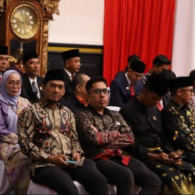 Bawaslu Pekanbaru Hadiri Pelantikan Anggota DPRD Kota Pekanbaru 2024-2029