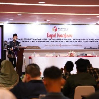 Rapat Koordinasi Bawaslu Pekanbaru untuk Penyelesaian Sengketa Antar Peserta Pemilihan Serentak 2024