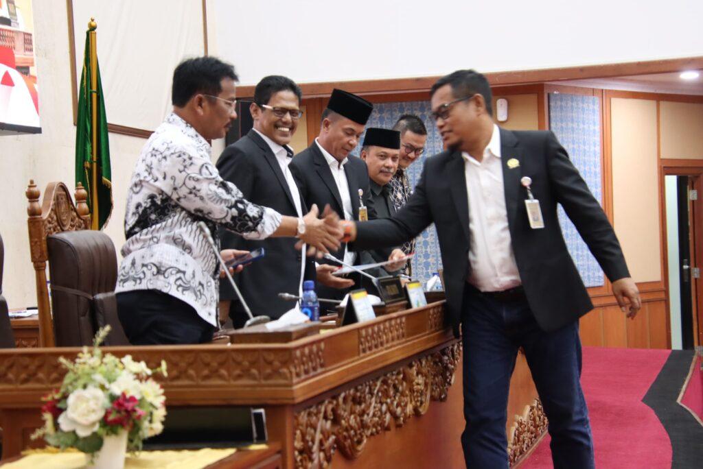 DPRD Kota Batam Sahkan Tata Tertib Anggota Dewan