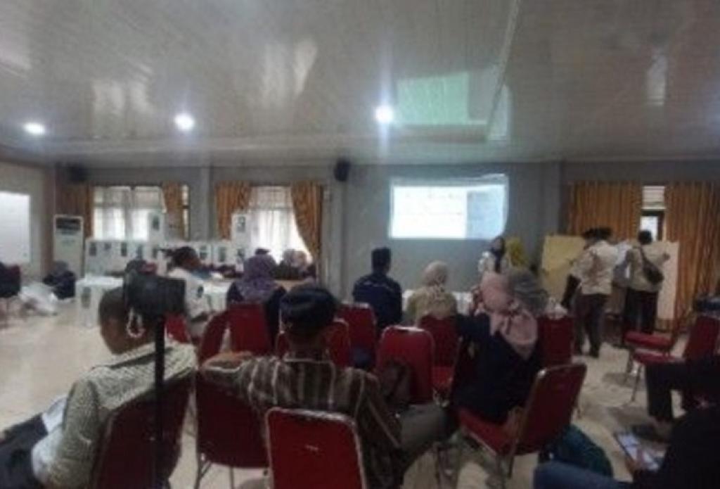 Unggul di 14 Kecamatan yang ada di Kota Pekanbaru, Ini Rincian Rekapitulasi Perolehan Suara Paslon Abdul Wahid - SF Hariyanto