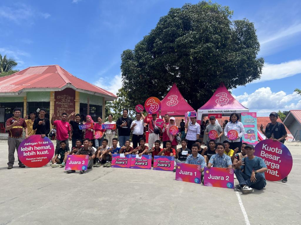 Tri Goes to School: Indosat Dukung Literasi Digital di Nias Selatan