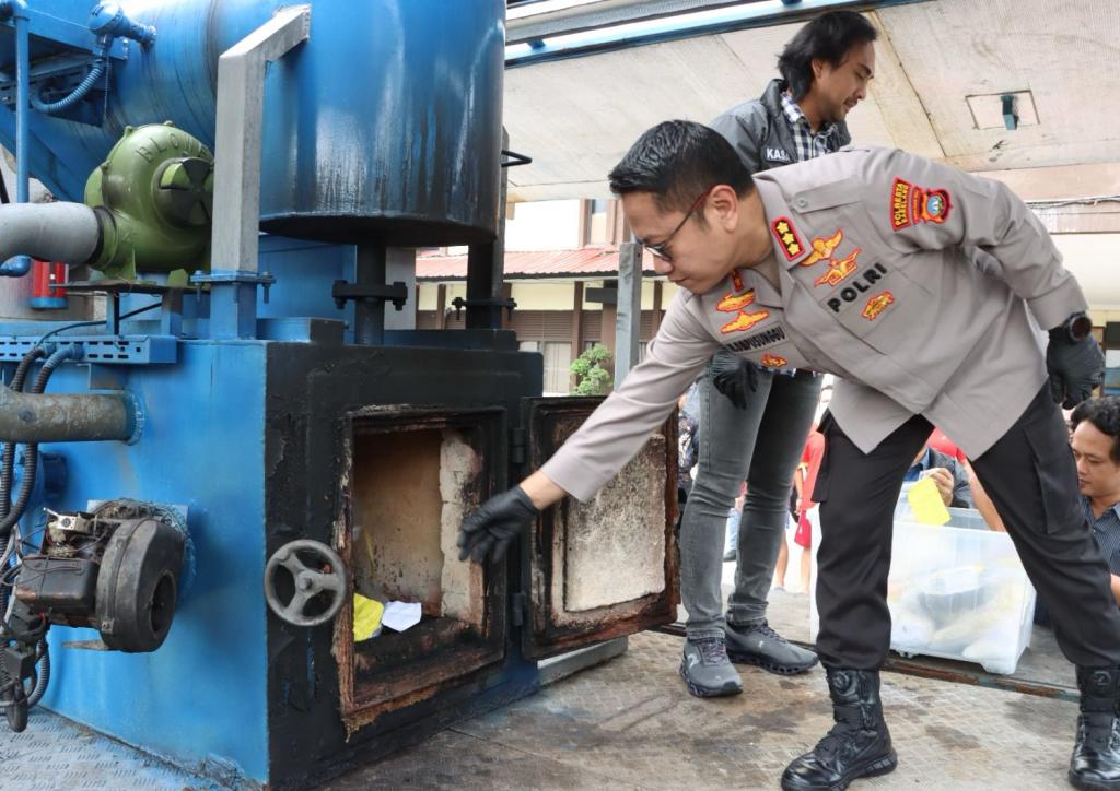 Polresta Barelang Musnahkan Sabu dan Ganja Tangkapan Januari-Maret 202
