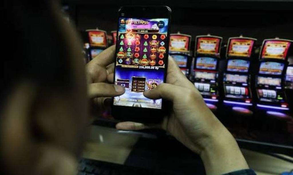 OJK Kepri Blokir 8.618 Rekening Terkait Judi Online