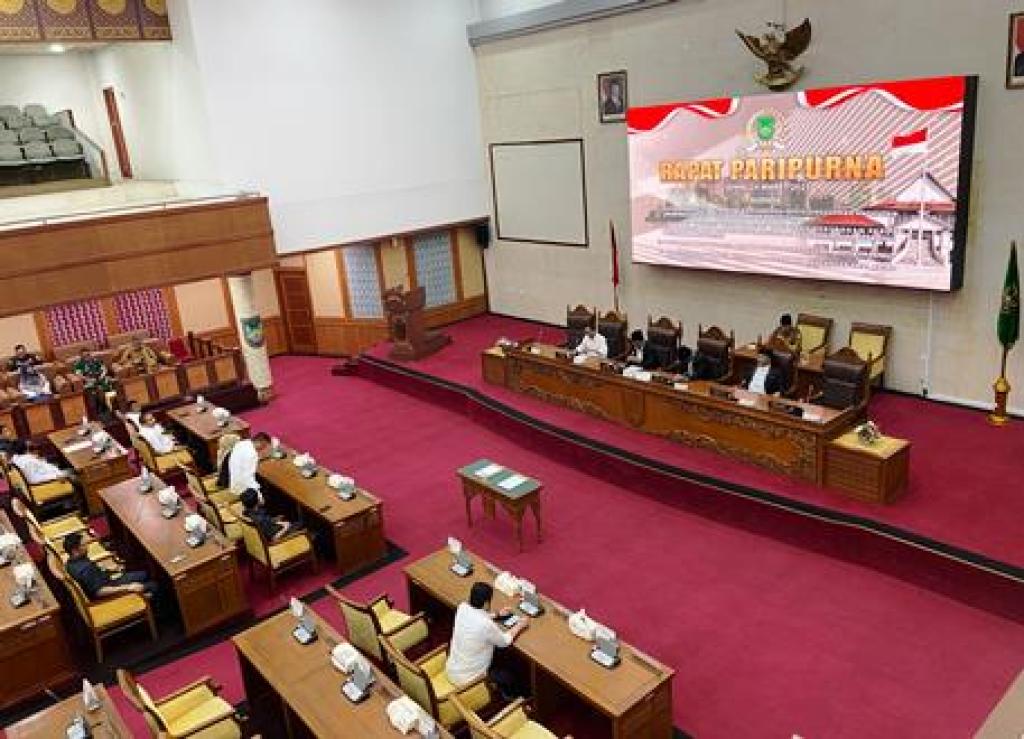 DPRD Batam Perpanjang Masa Kerja Pansus Ranperda Pendidikan Dasar