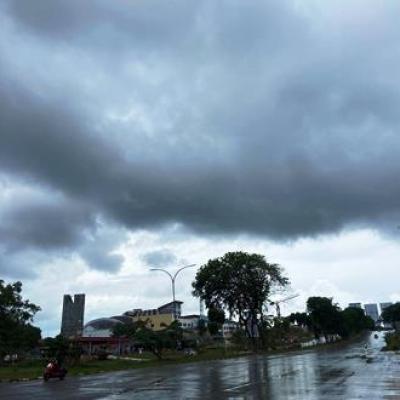 Prakiraan Cuaca Kepri 23 April: Waspada Hujan Petir dan Angin Kencang