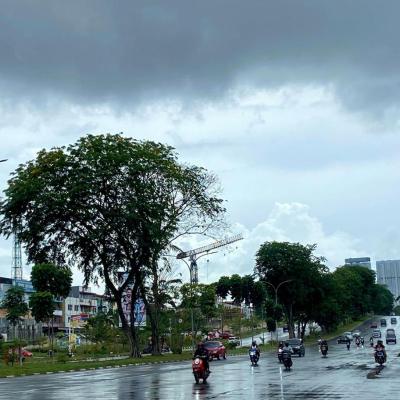 Prakiraan Cuaca Kepri 30 April: Hujan Ringan Pagi dan Siang Hari