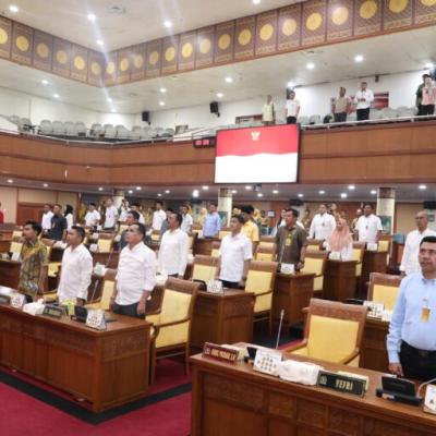 DPRD Batam Gelar Paripurna Tiga Agenda, Pansus Pendidikan Dasar Dapat Tambahan Waktu 30 Hari