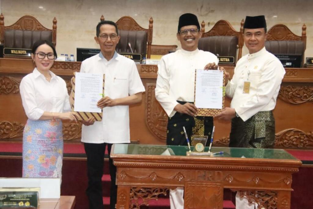 DPRD dan Pemko Batam Teken Pakta Integritas Pokir dan KUA-PPAS APBD 2026