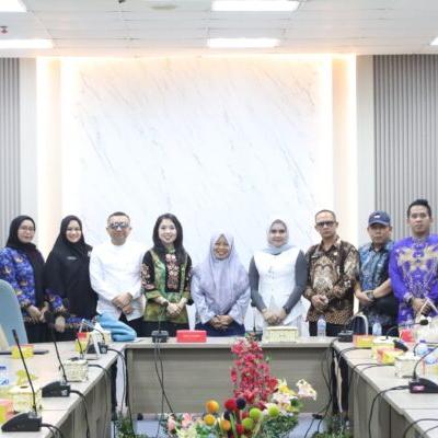 Ketua Bapemperda DPRD Batam Terima Kunjungan Pansus RPJMD DPRD Singkawang